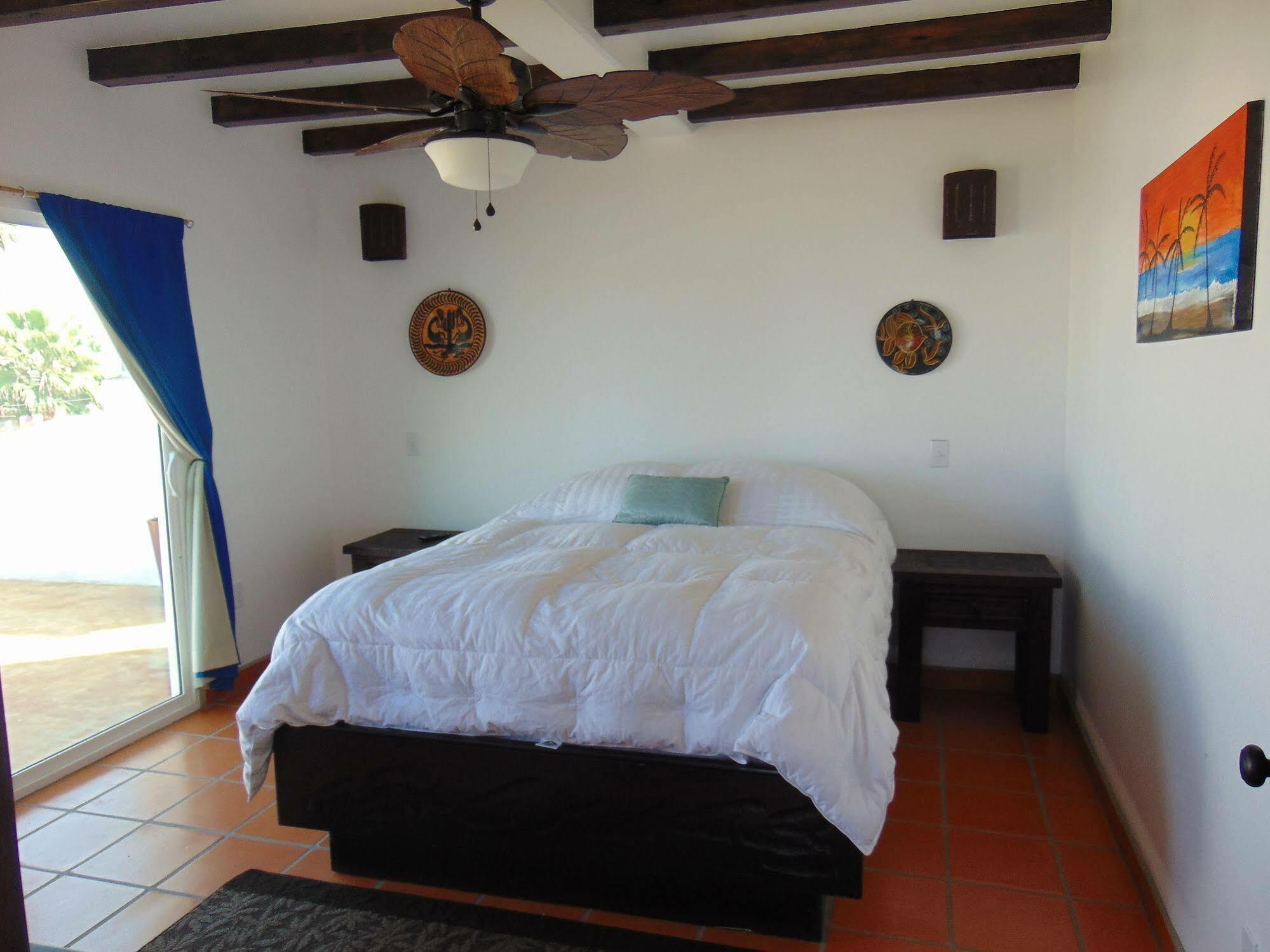 Hotel Casa Playa Baja à Primo Tapia Extérieur photo