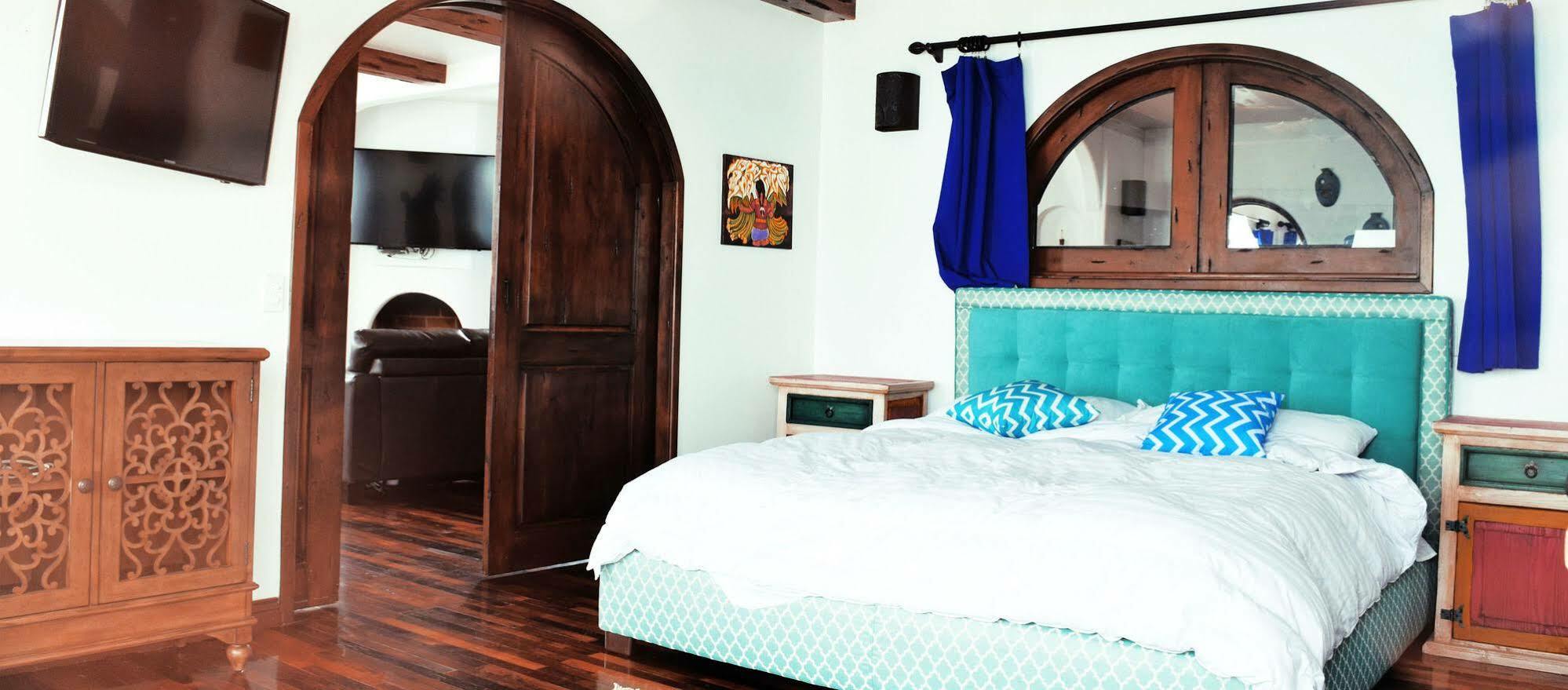 Hotel Casa Playa Baja à Primo Tapia Extérieur photo