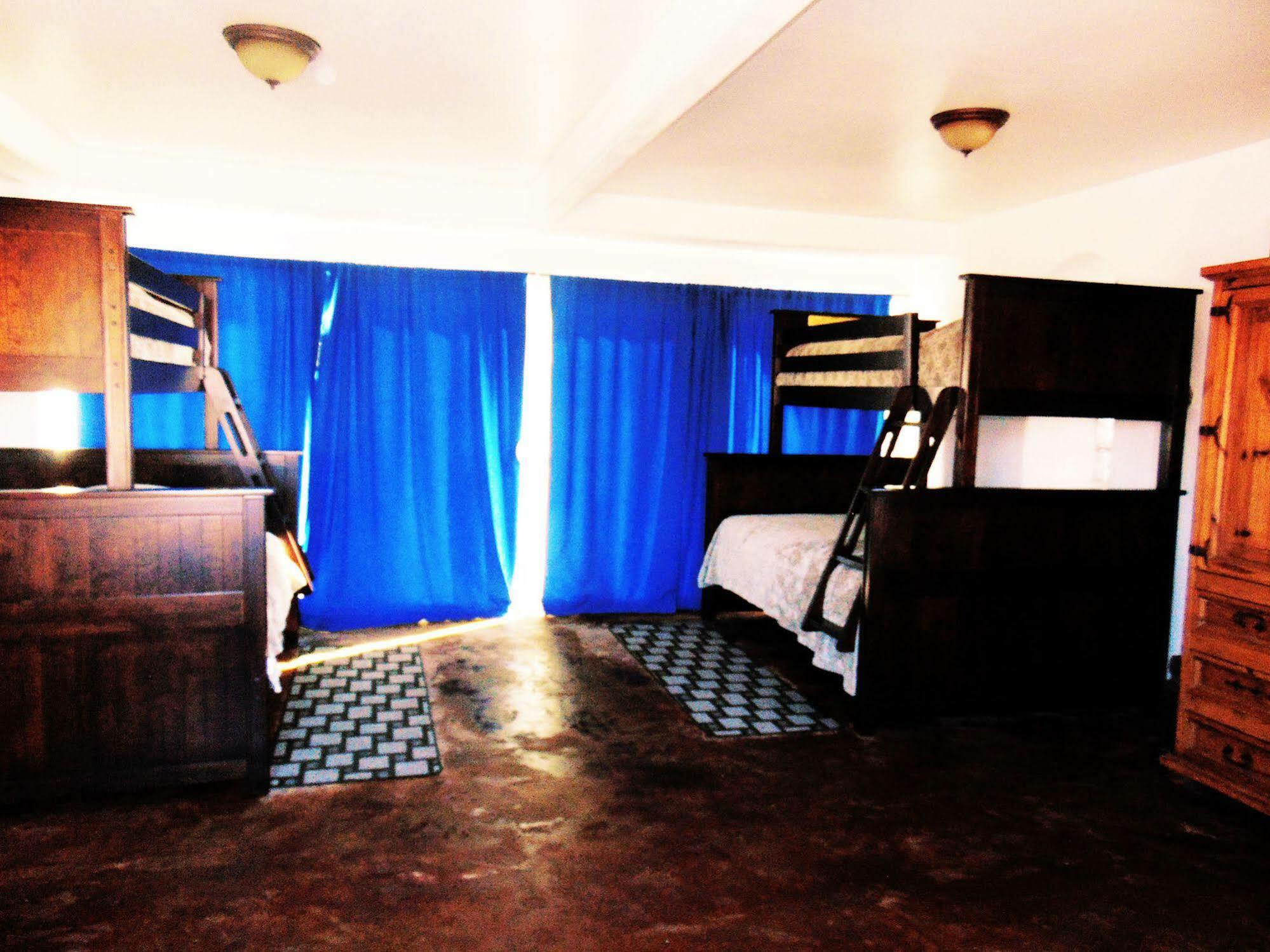 Hotel Casa Playa Baja à Primo Tapia Extérieur photo
